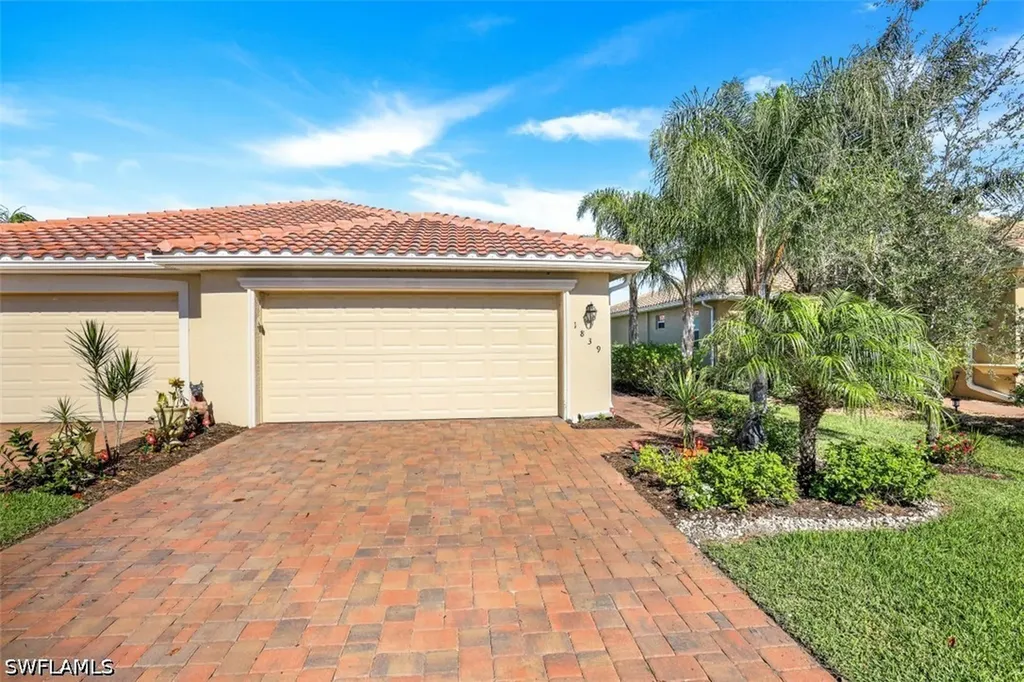 1839 Alameda Drive Naples FL 34120