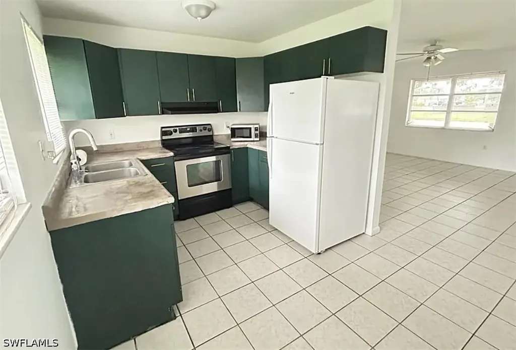 4004 12th Street N Naples FL 34103