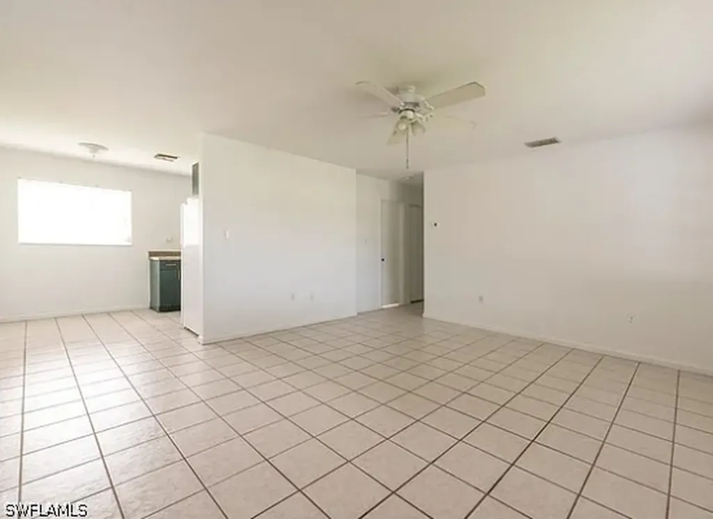 4004 12th Street N Naples FL 34103