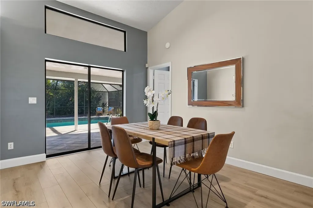 194 Wickliffe Drive Naples FL 34110