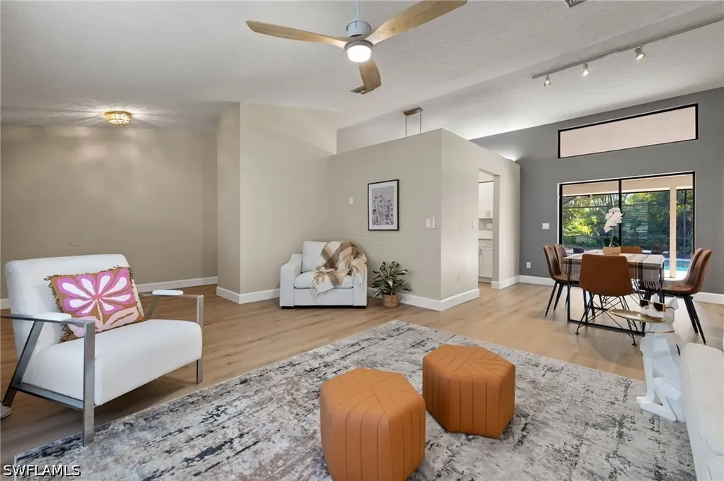 194 Wickliffe Drive Naples FL 34110