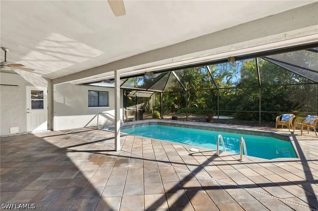 194 Wickliffe Drive Naples FL 34110
