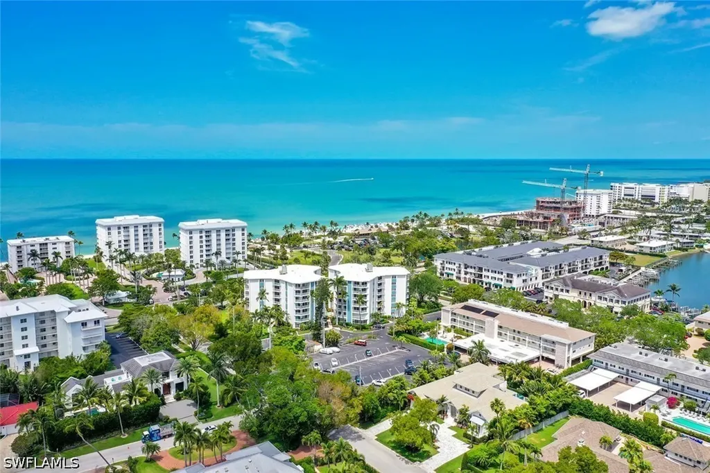 1300 Gulf Shore Boulevard N Naples FL 34102