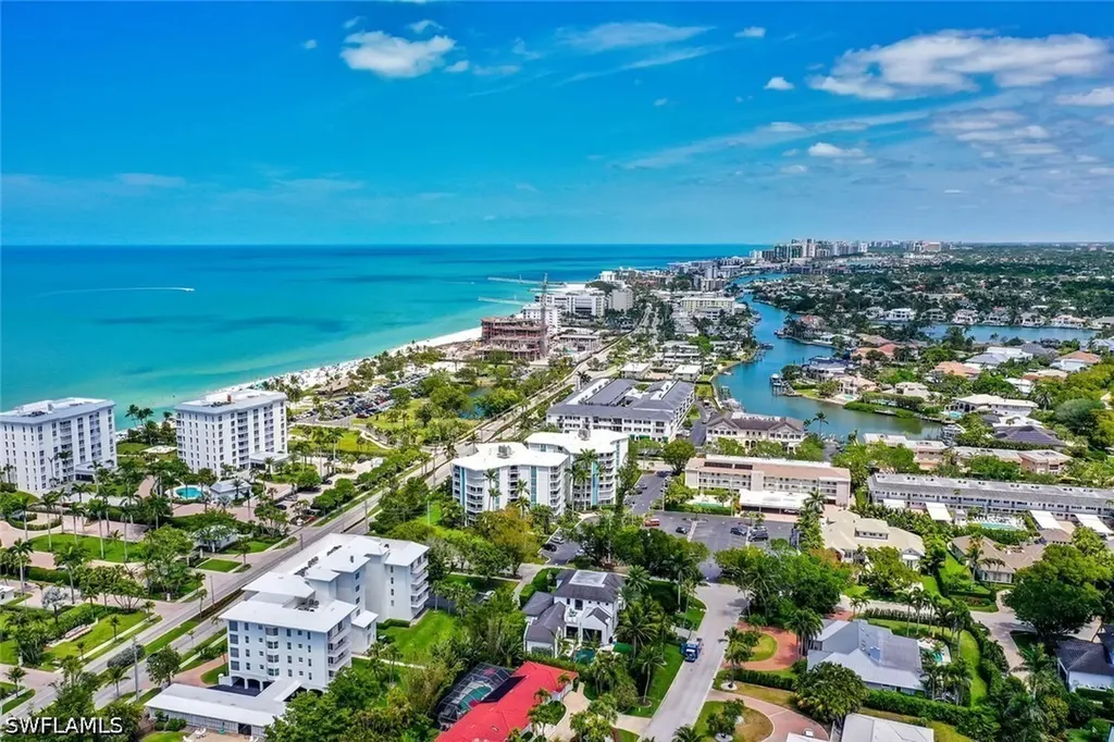 1300 Gulf Shore Boulevard N Naples FL 34102