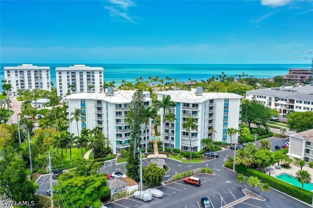 1300 Gulf Shore Boulevard N Naples FL 34102