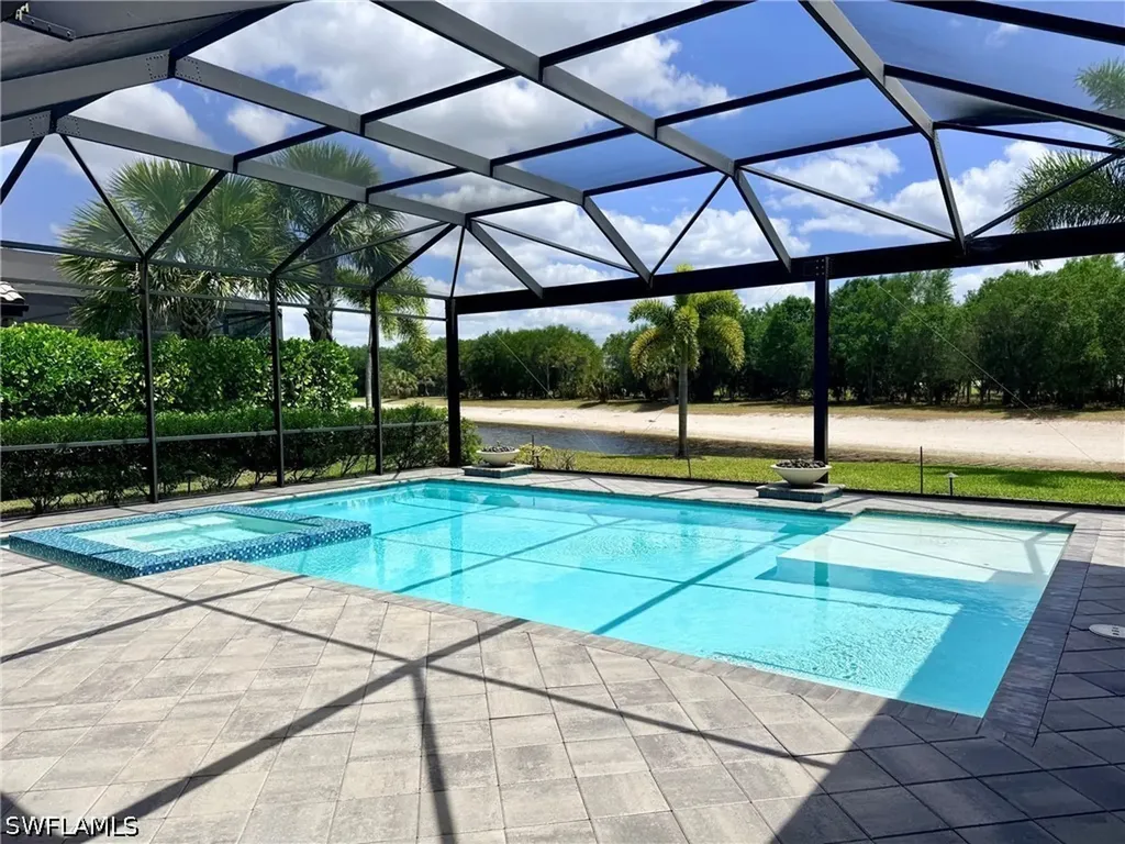 11990 Maidstone Court Naples FL 34120