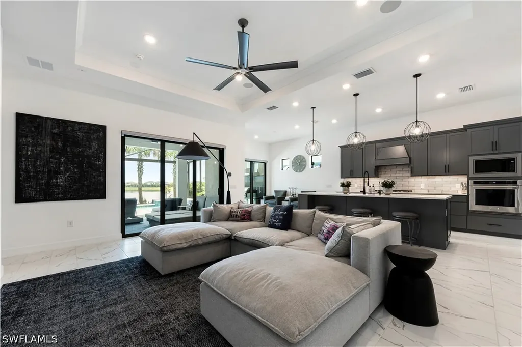 20422 Pebble Glen Drive Estero FL 33928