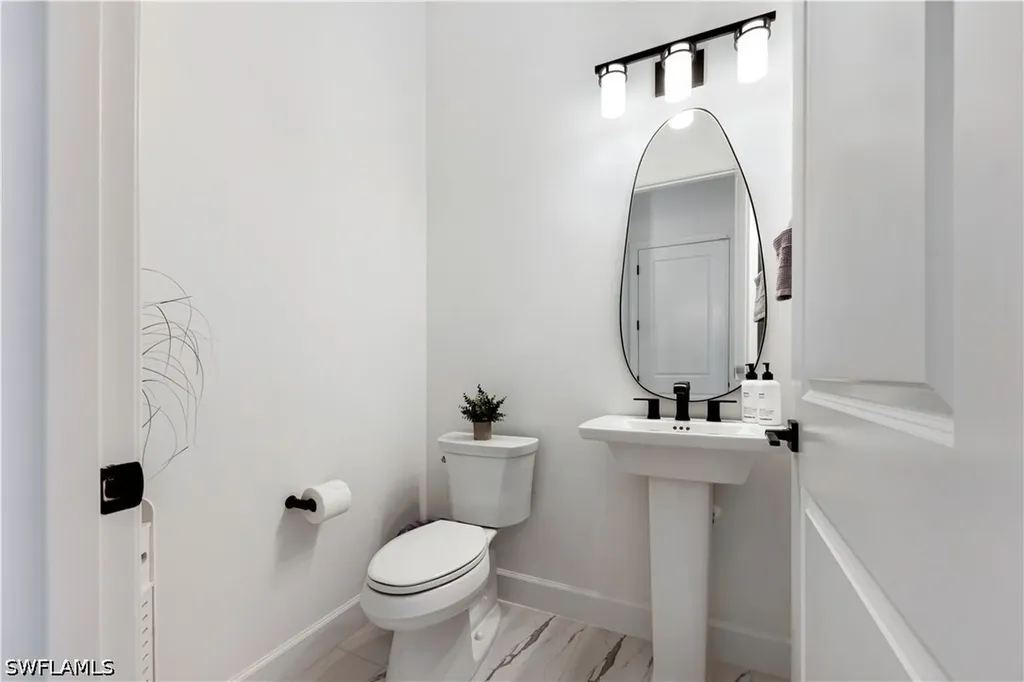 20422 Pebble Glen Drive Estero FL 33928