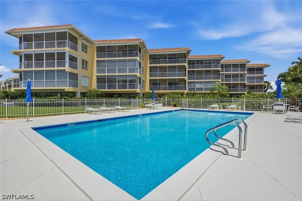 816 W Elkcam Circle Marco Island FL 34145