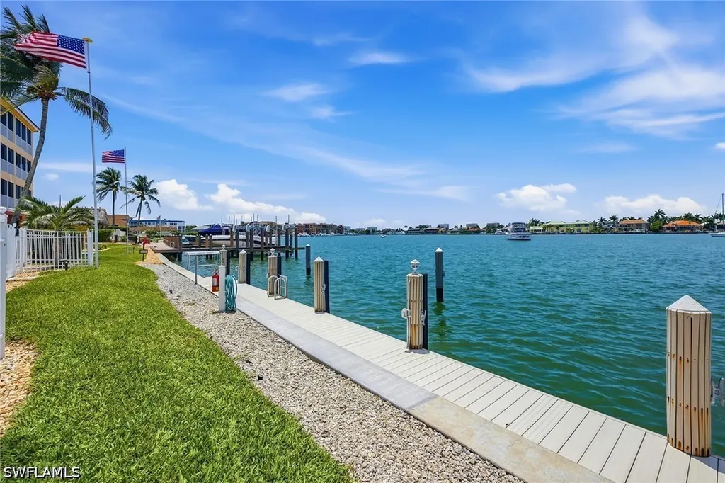 816 W Elkcam Circle Marco Island FL 34145