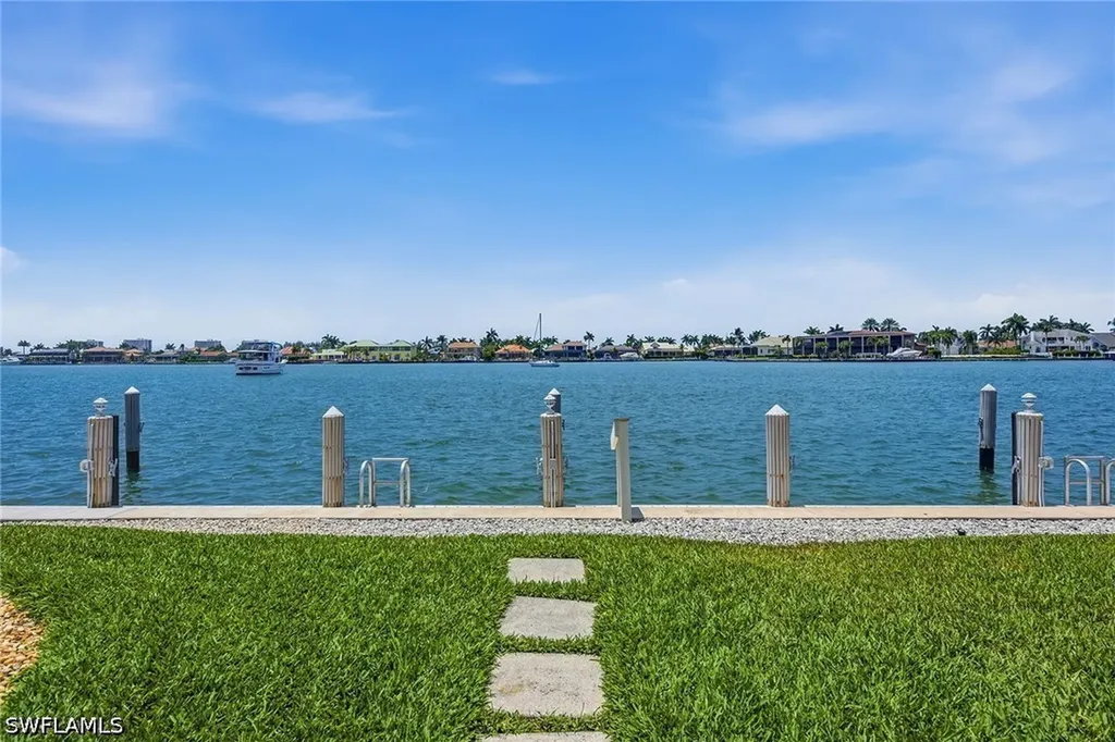 816 W Elkcam Circle Marco Island FL 34145