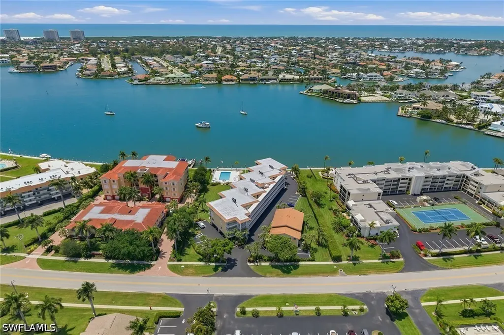 816 W Elkcam Circle Marco Island FL 34145