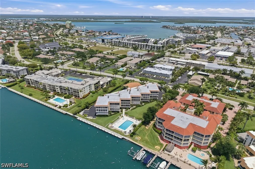 816 W Elkcam Circle Marco Island FL 34145