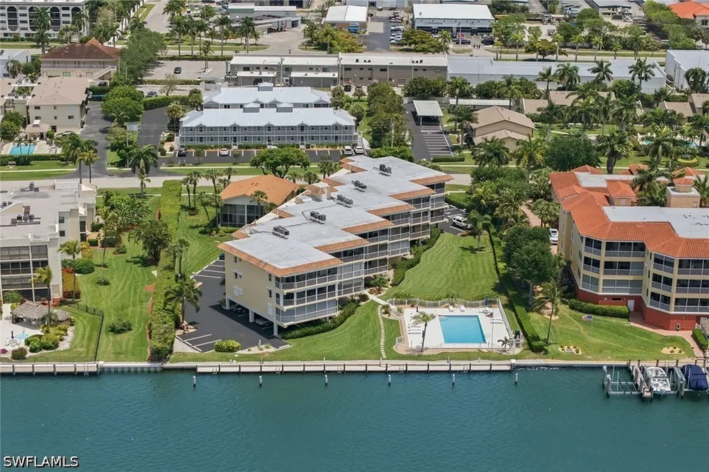 816 W Elkcam Circle Marco Island FL 34145