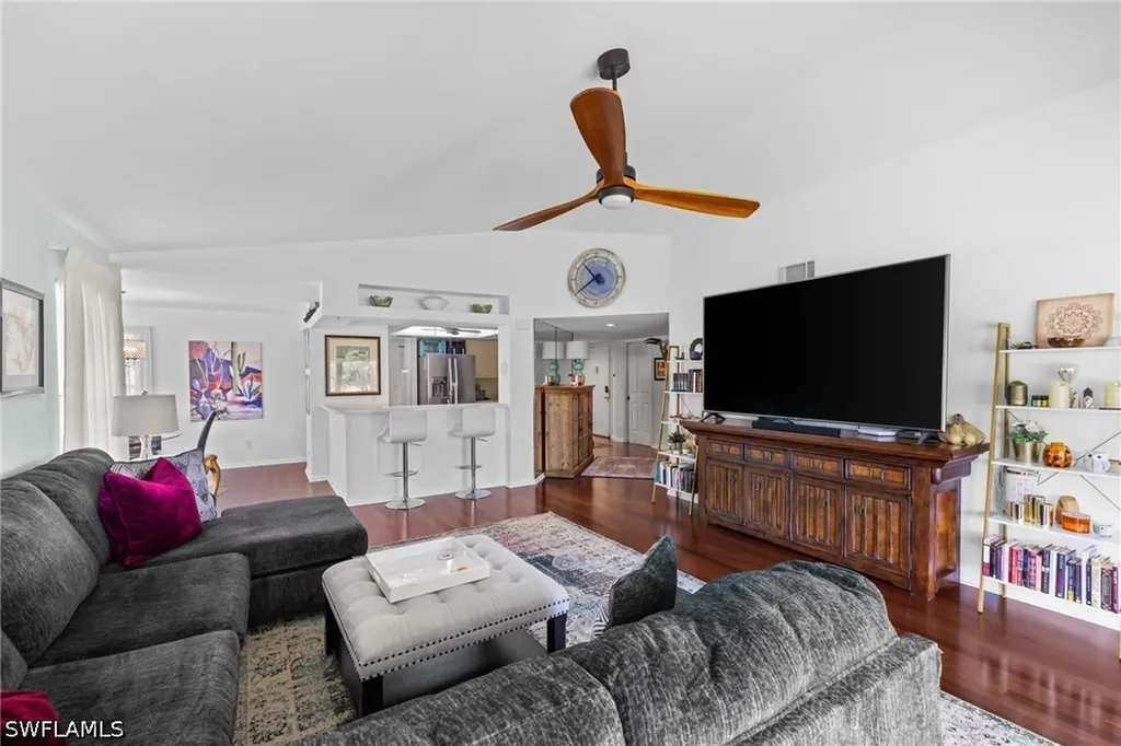 6290 Bellerive Avenue Naples FL 34119