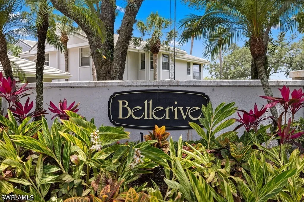 6290 Bellerive Avenue Naples FL 34119