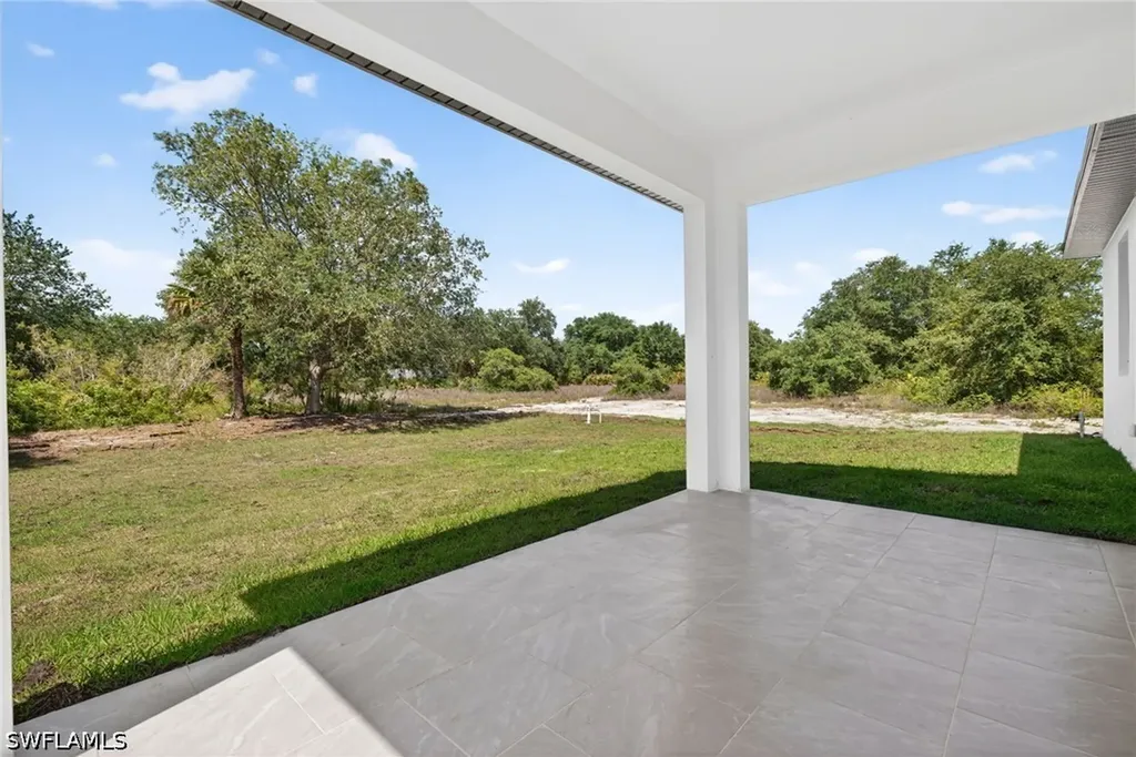 2524 70th Street W Lehigh Acres FL 33971