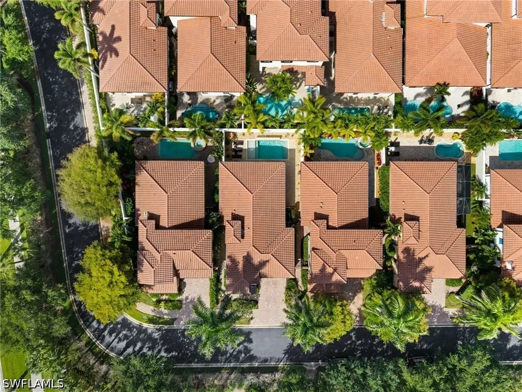 8000 Cordoba Place Naples FL 34113