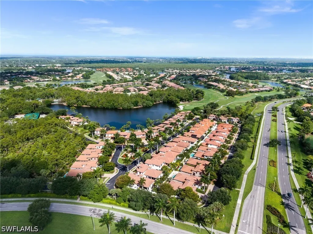 8000 Cordoba Place Naples FL 34113
