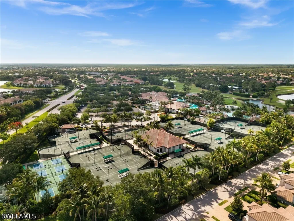 8000 Cordoba Place Naples FL 34113