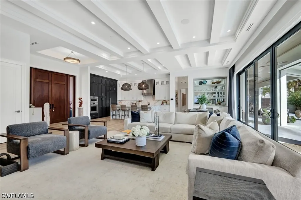 701 Plantation Court Marco Island FL 34145