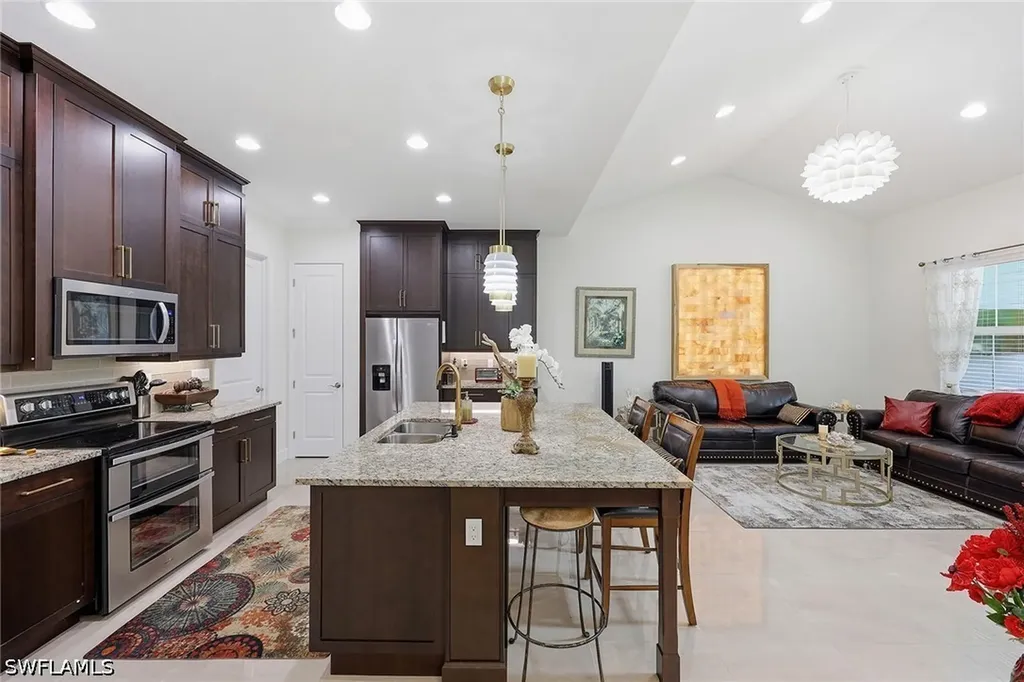 7204 Cayo Coco Lane Naples FL 34113