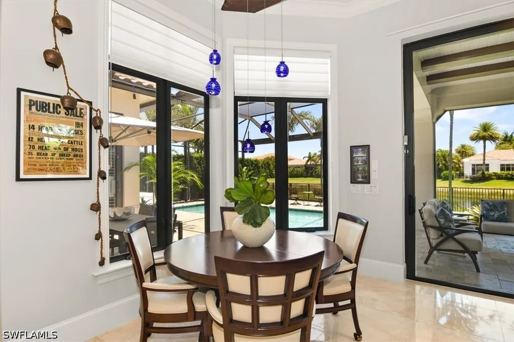2220 Residence Circle Naples FL 34105