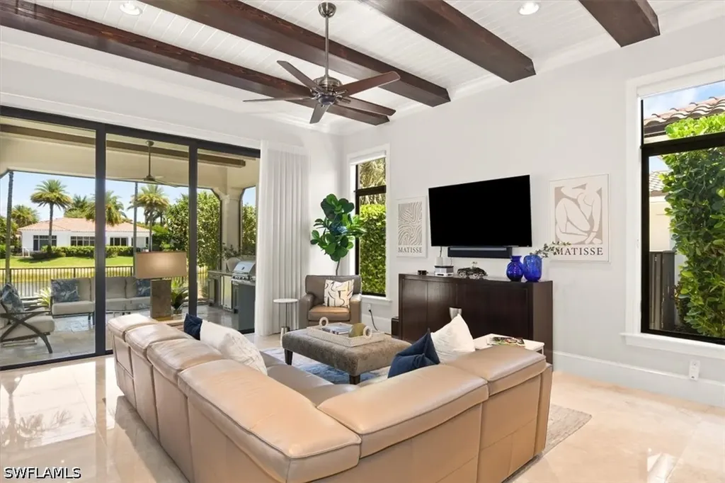 2220 Residence Circle Naples FL 34105