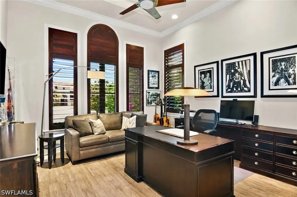2220 Residence Circle Naples FL 34105
