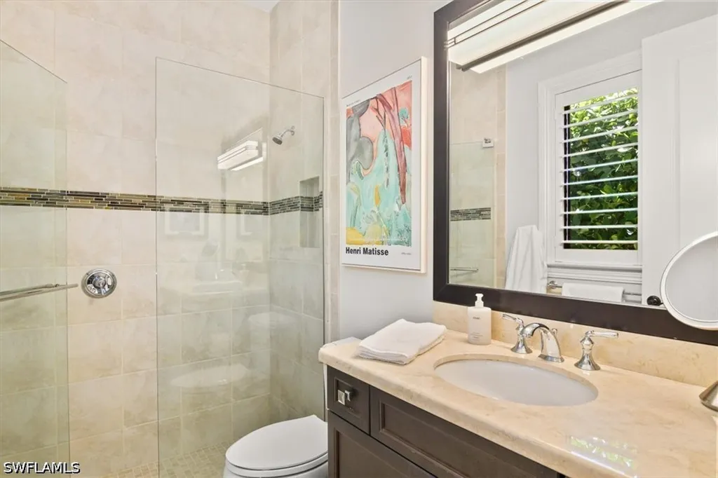 2220 Residence Circle Naples FL 34105