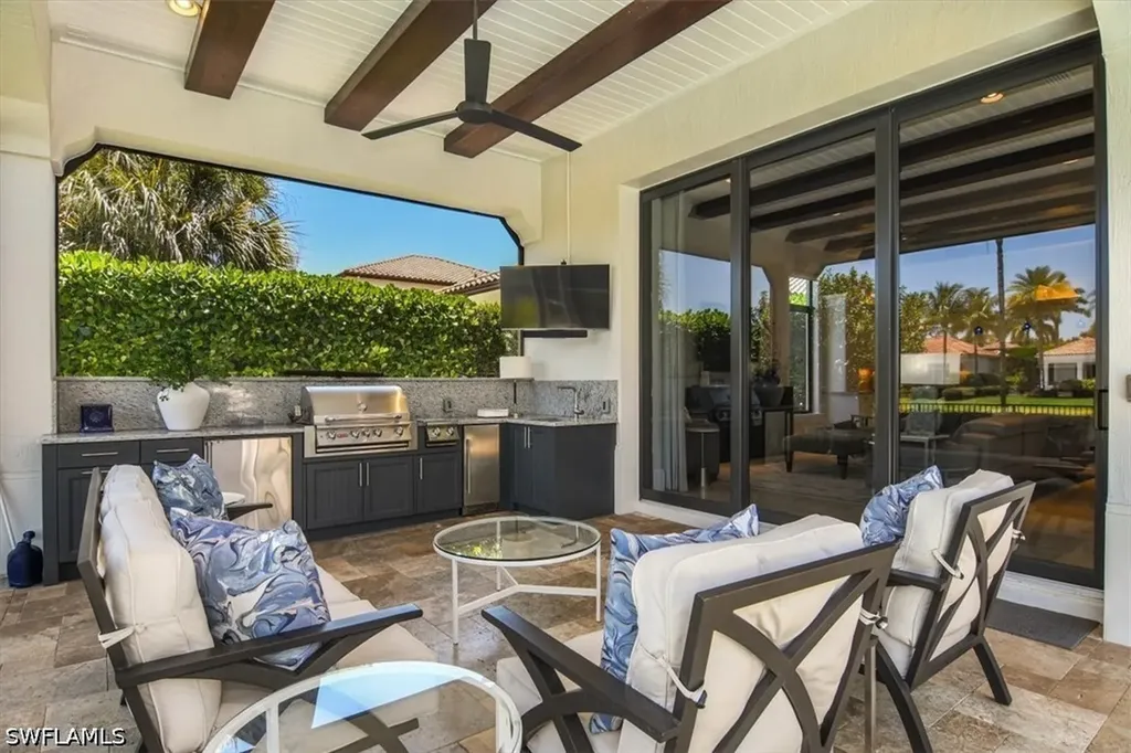 2220 Residence Circle Naples FL 34105