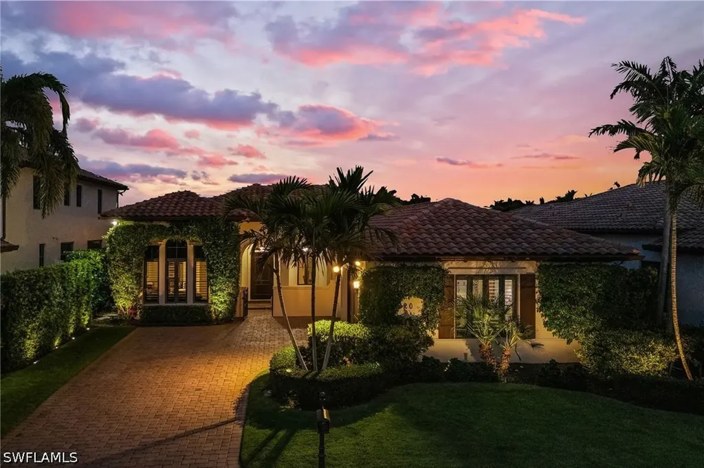 2220 Residence Circle Naples FL 34105