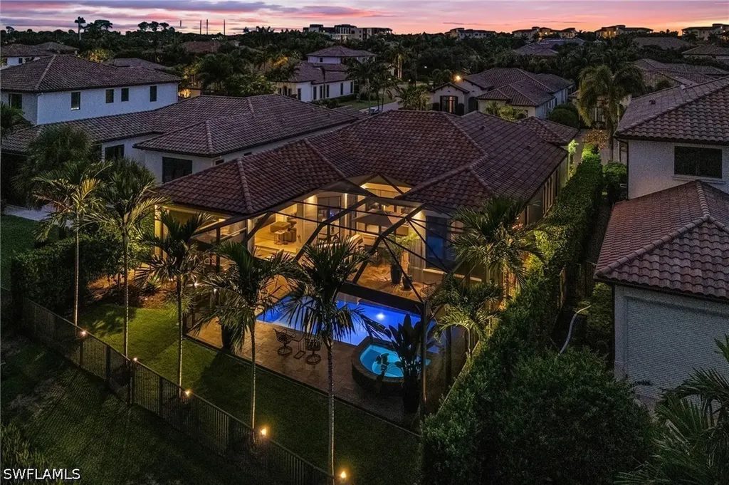 2220 Residence Circle Naples FL 34105