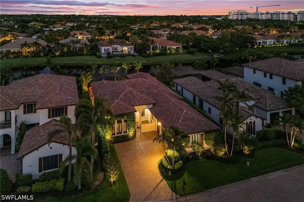 2220 Residence Circle Naples FL 34105