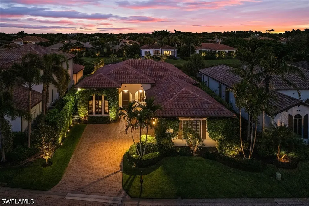 2220 Residence Circle Naples FL 34105