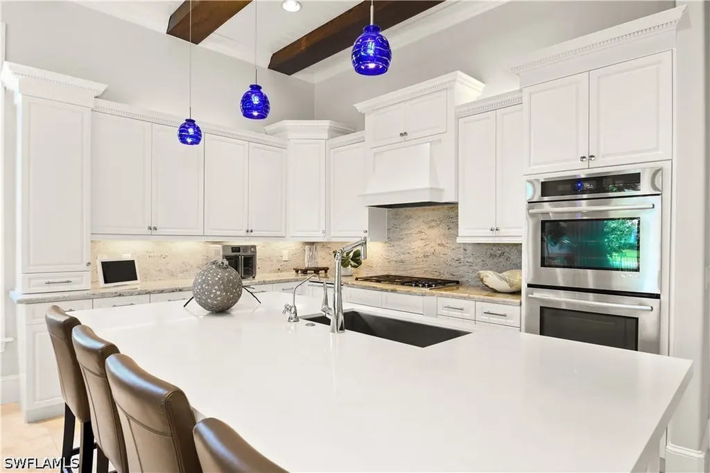 2220 Residence Circle Naples FL 34105