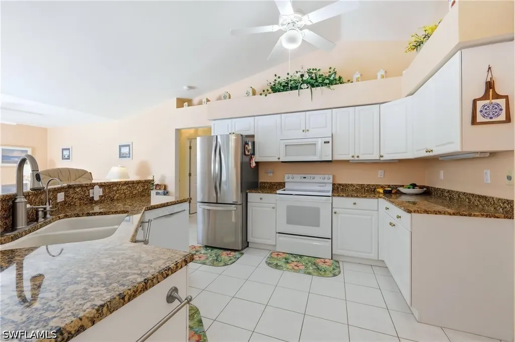 4406 SW 25th Court Cape Coral FL 33914