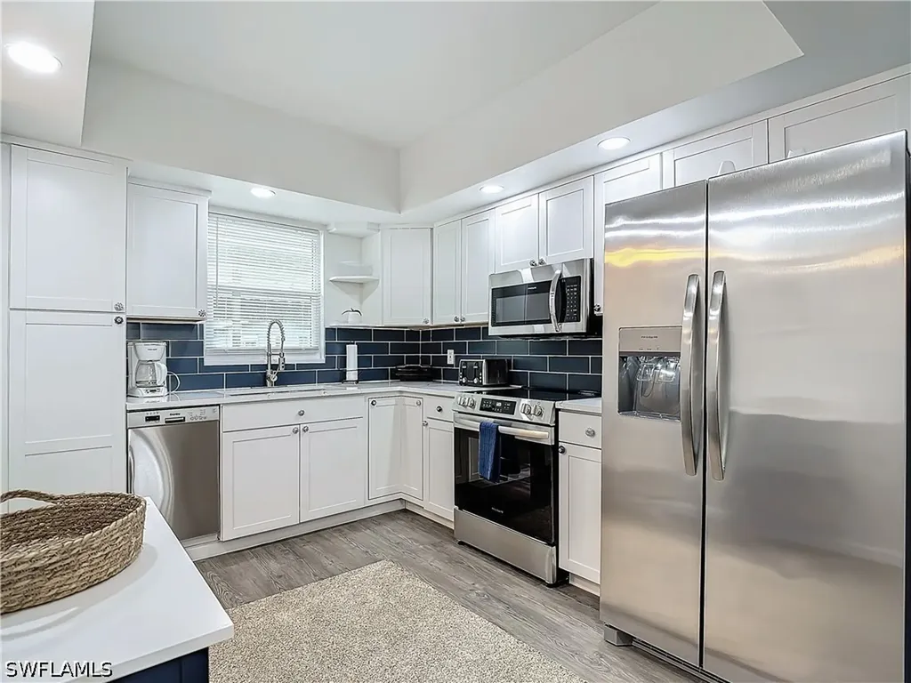 4613 SE 5th Avenue Cape Coral FL 33904