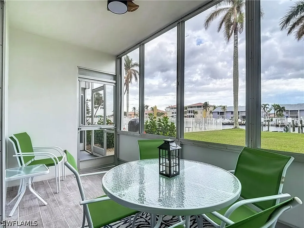 4613 SE 5th Avenue Cape Coral FL 33904