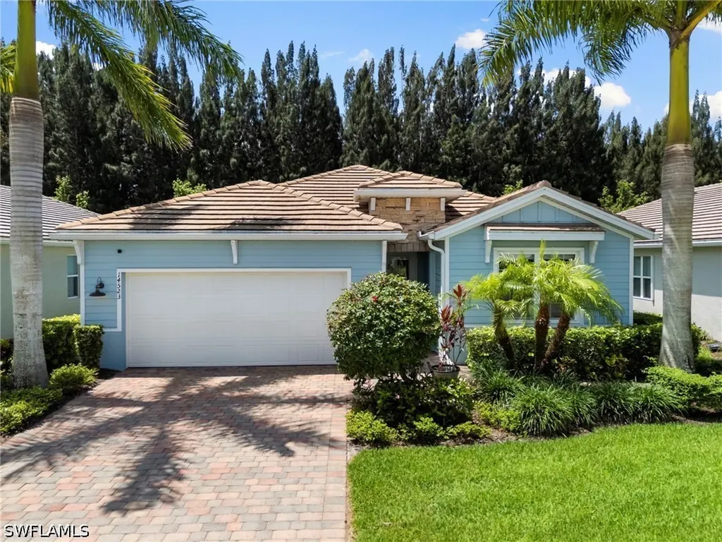 14523 Topsail Drive Naples FL 34114