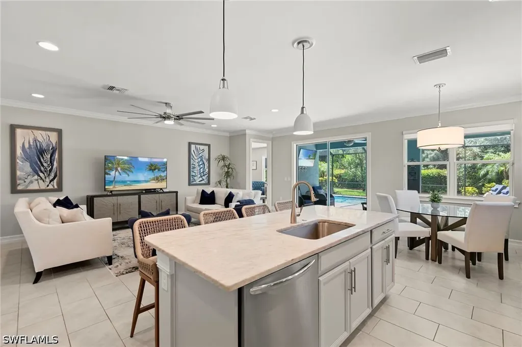 14523 Topsail Drive Naples FL 34114