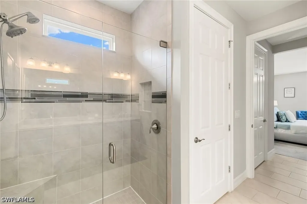 14523 Topsail Drive Naples FL 34114