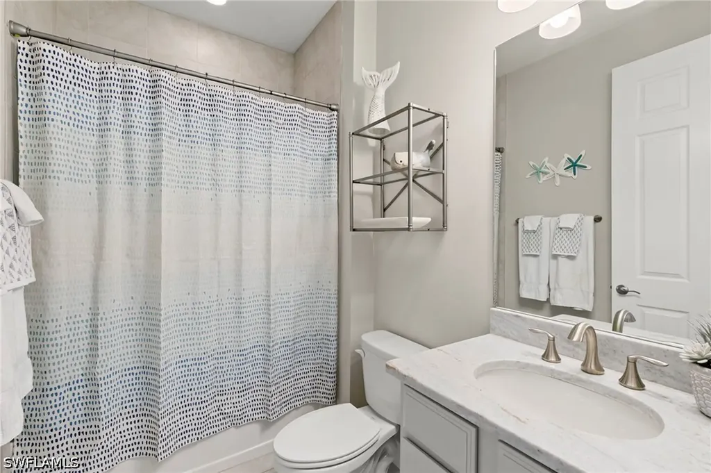14523 Topsail Drive Naples FL 34114