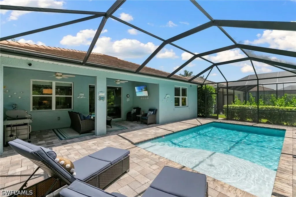 14523 Topsail Drive Naples FL 34114