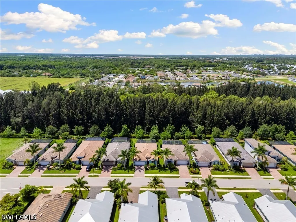 14523 Topsail Drive Naples FL 34114