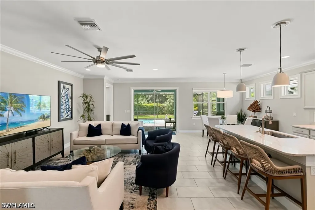 14523 Topsail Drive Naples FL 34114
