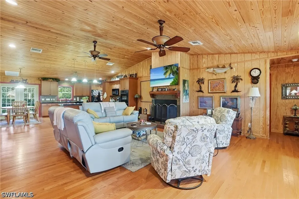 6650 Chipper Lane North Fort Myers FL 33917