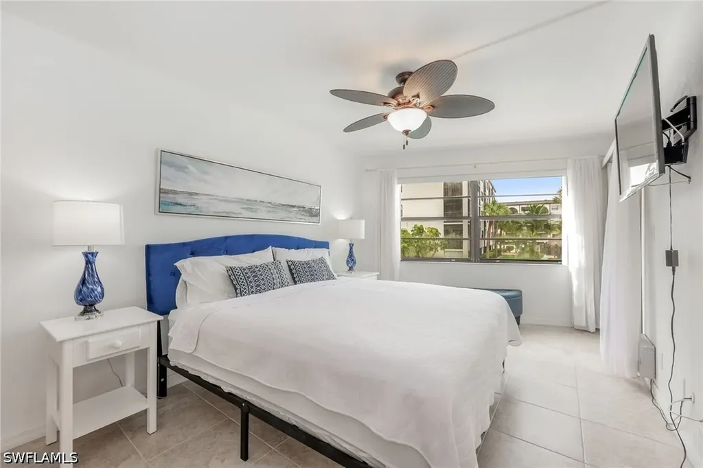 1007 Anglers Cove Marco Island FL 34145