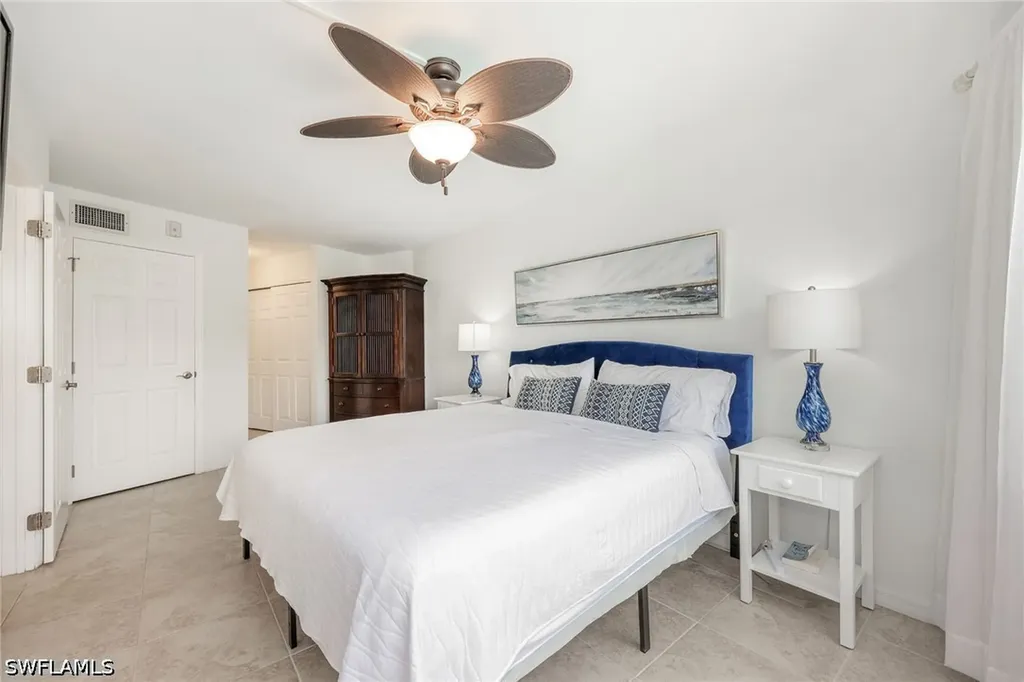 1007 Anglers Cove Marco Island FL 34145