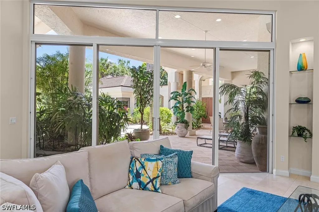 4484 Brynwood Drive Naples FL 34119